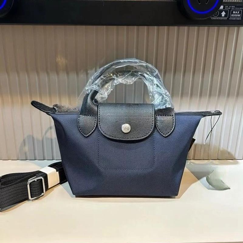 Portable Dumpling Bag Men's and Women's Same Versatile Large-capacity Punched Shoulder Messenger Bag Tide