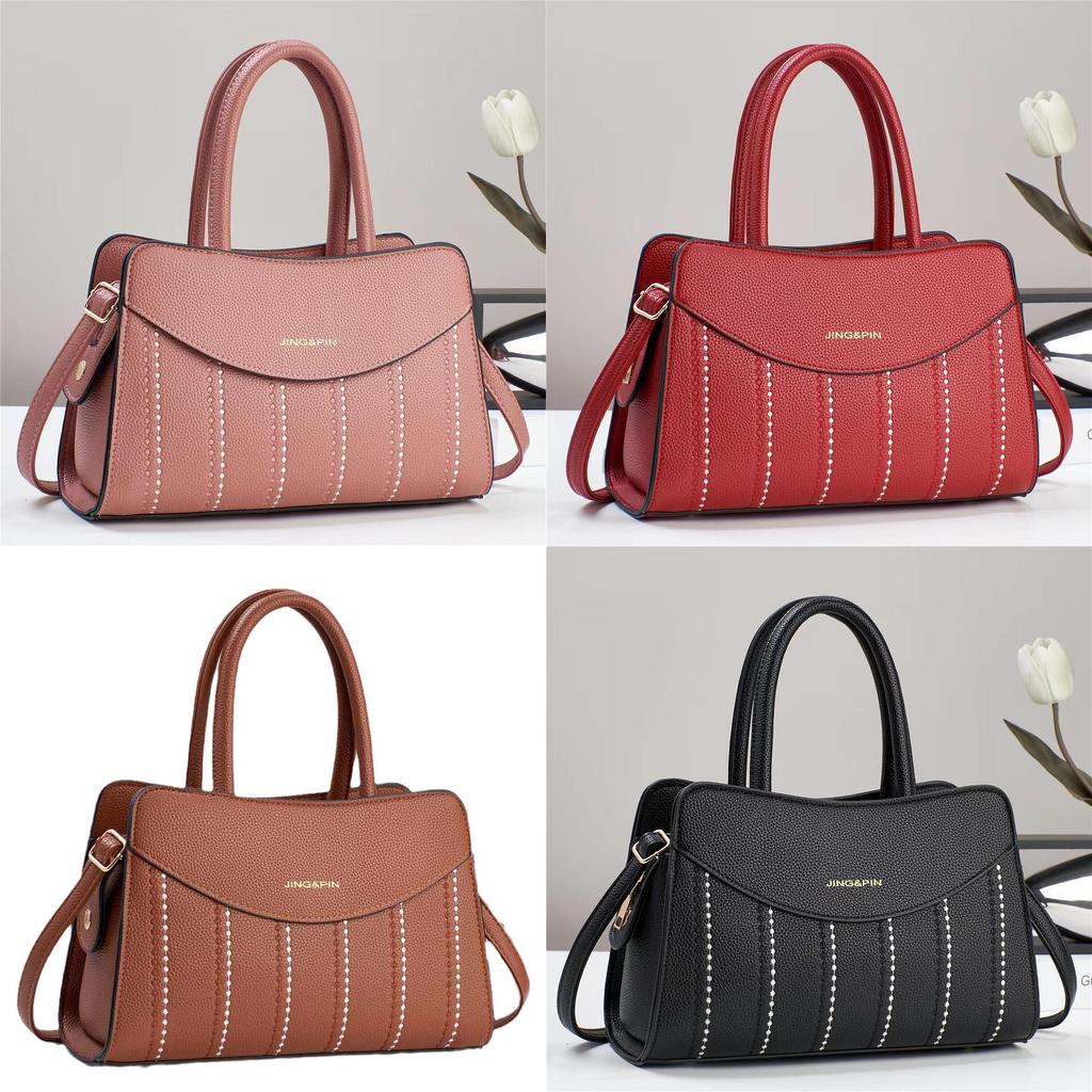 Stylish Soft Pu Leather Tote Bag For Moms Large Capacity Daily Use With Chain Detail