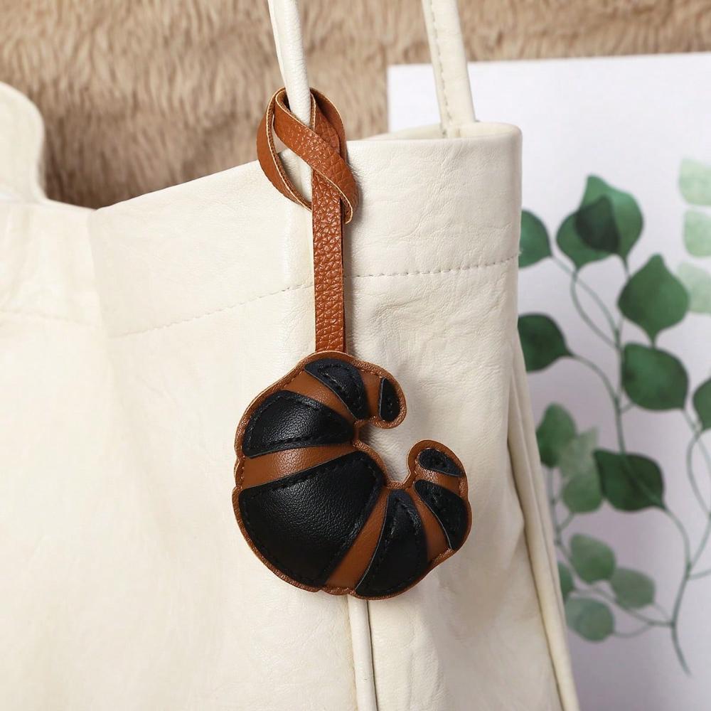 PU Leather Croissant Bag Charm Kawaii Animal Backpack Keychain Soft Fashion Handmade Accessory Cute Couple Friend Jewelry Gift