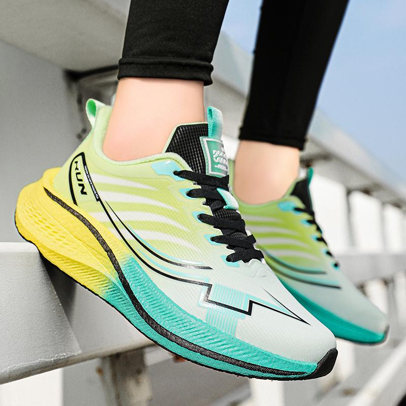 Men's Outdoor Breathable Four Season Casual Speed Runing Shoes Wear-resistant Sneakers Soft-sole Comfortable Racing Sports Shoes