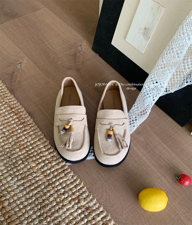 

Женские туфли Boken 2025 осень новые замшевые лоферы на мягкой подошве с одним педалем, модные универсальные одинарные туфли с бисерной кисточкой 39 абрикосовый