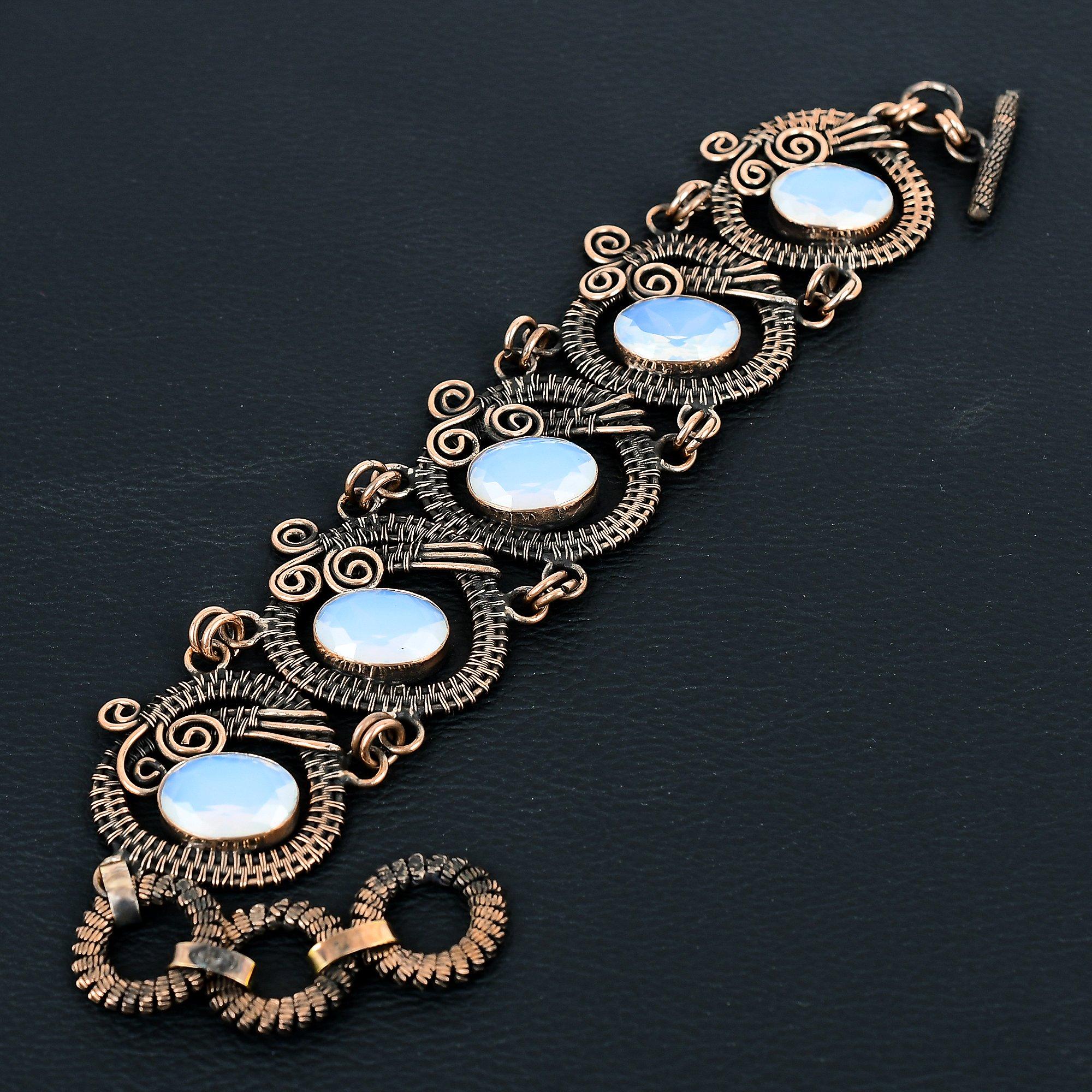 

Ювелирные изделия-браслет ручной работы из чистой медной проволоки с молочным опалом и драгоценным камнем 7-8 Inches белый