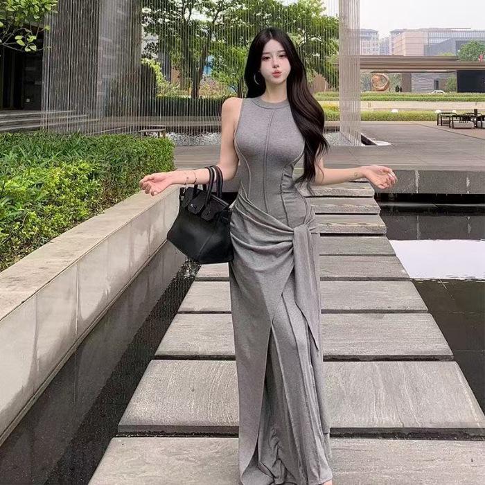 French Chic Sleeveless Waist-Cinched Hip-Hugging Long Dress for Women, 2026 Trend