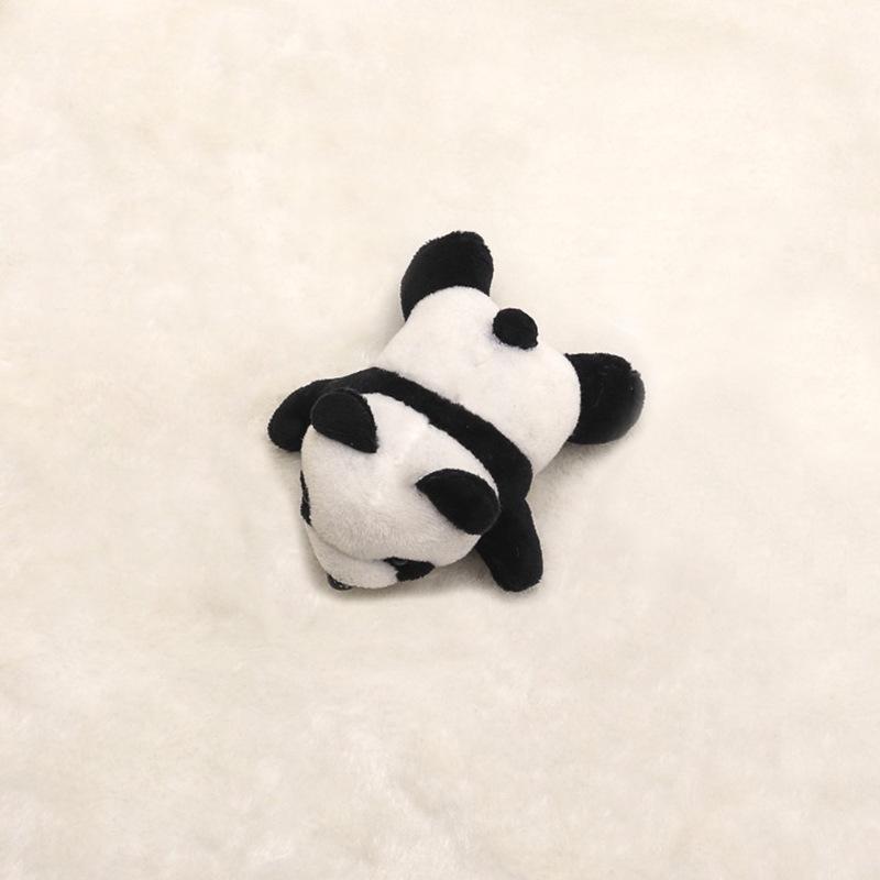 

Семицветная брошь «Подсолнух» - Вдохновленный Мураками Такаси и Ван Ибо кулон-шарм в виде маленького цветка. No specifications