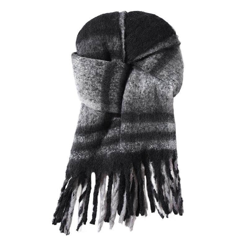 Women s Plaid Winter Scarf & Shawl