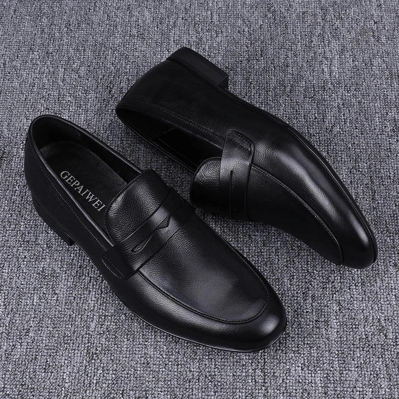 Men's Dress Shoes Business Leather Shoes Classic Slip on Soft Sole Formal Shoes Breathable Loafers British Style Office Men Shoe
