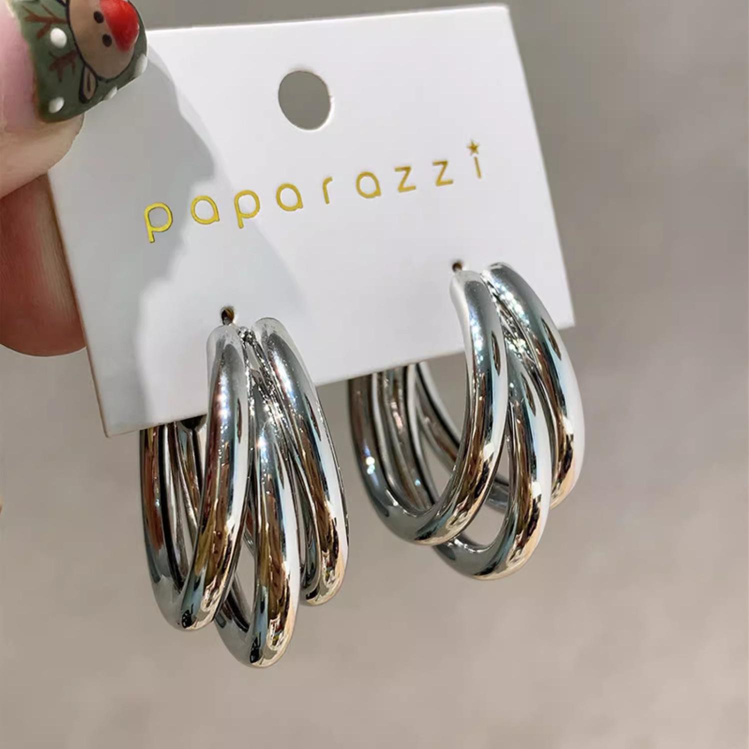 Silver needle design sense multi-layer circle stud earrings, light luxury exaggerated C-shaped geometric earrings metal ears 925 silver needle