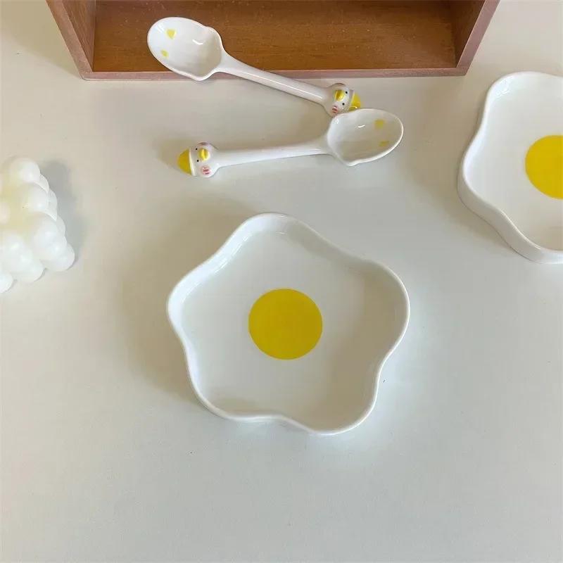 Koreański Uroczy Talerz Ceramiczny w Kształcie Jajka Kreatywne Nieregularne Naczynie do Gotowania Śniadanie Sałatka Owocowa Zastawa Stołowa Talerzyki na Przekąski Przybory Kuchenne