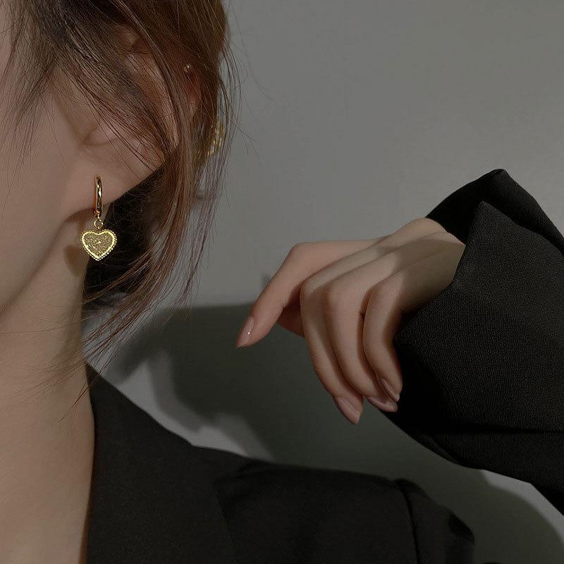 

Сережки Серце Висококласний Темперамент Модні Елегантні Жіночі Класичні Аксесуари Мода 100% Відповідність Стиль Богині Повсякденні Прикраси
