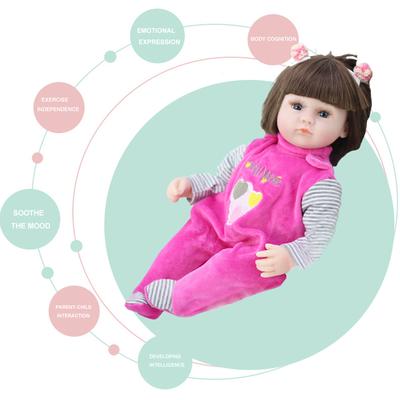 Bebek ve Peluş Oyuncaklar – Oyuncak Bebekler