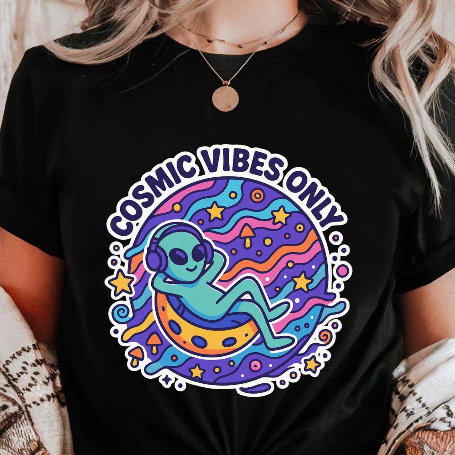 Alien Graphic T-Shirt for Space Lovers | Psychedelic Retro Cosmic Art Tee S