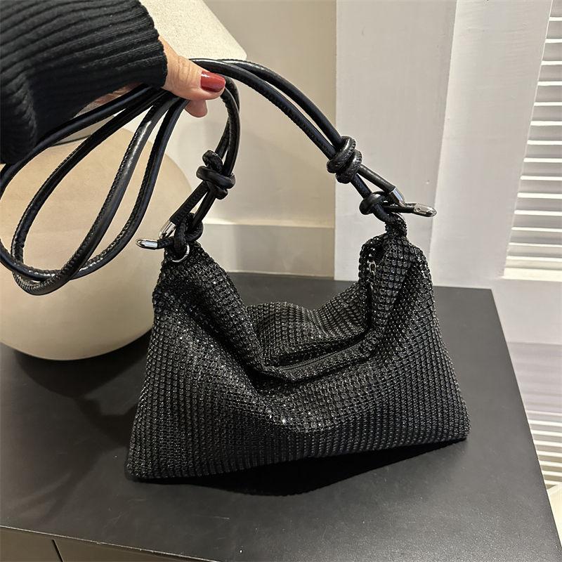 

Популярная женская сумка со стразами, летняя новая сумка через плечо в стиле Foreign Style для пожилых людей, сумка-ведро Niche Crossbody чёрный