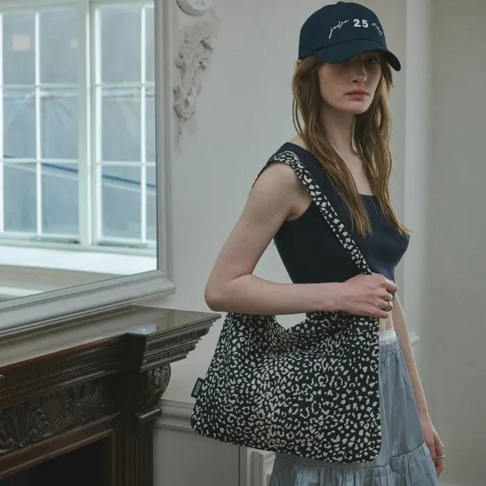 Flap ecobag leopard _black, white, blue