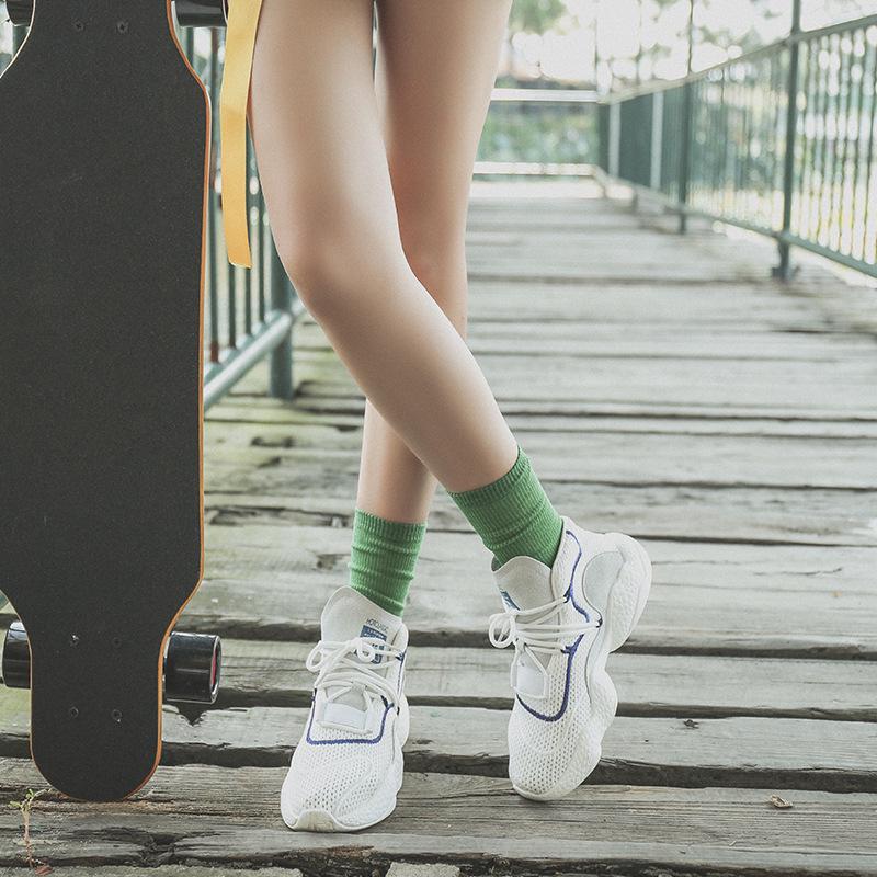 Dámské bavlněné ponožky střední délky v japonském stylu - Podzim/Zima, Jednobarevné černé, Trendy délka do půli lýtek.