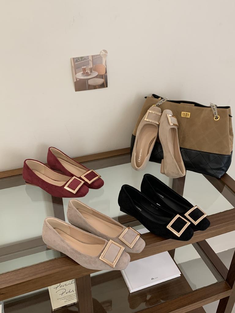 2025 New Korean Version Square Buckle Velvet Square Head Low Heel Single Shoes Burgundy