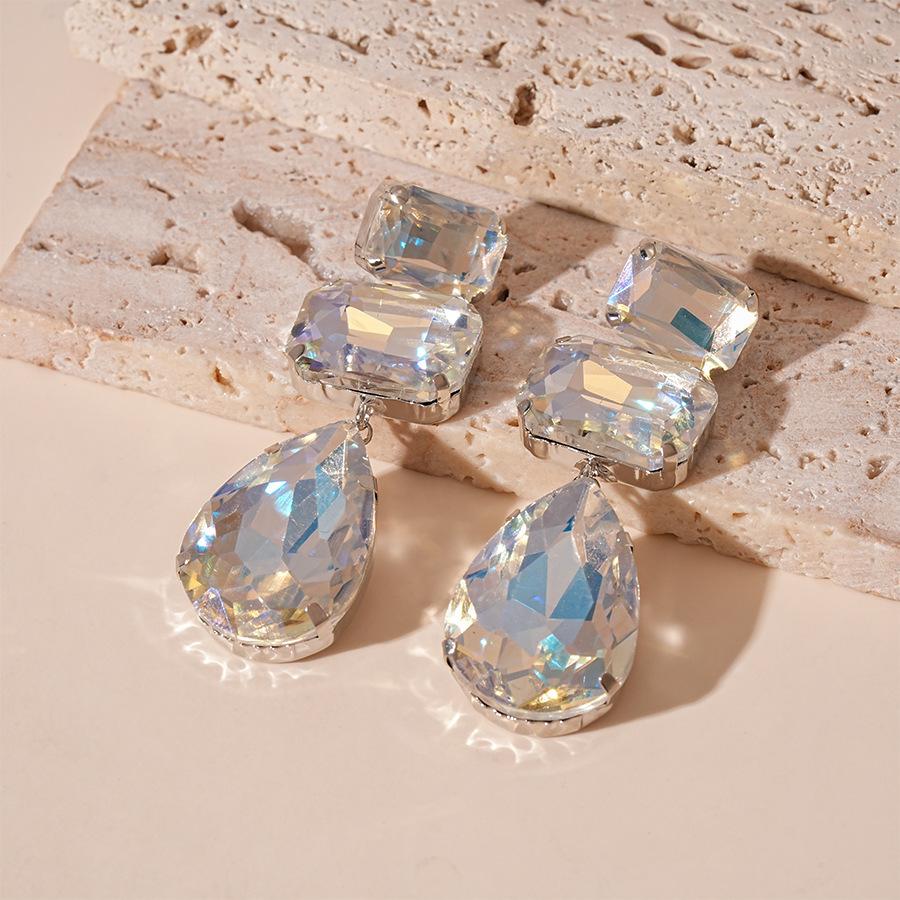 European and American diamond-set metal wind splicing flower earrings light luxury high-end earrings fashionable versatile personalized earrings