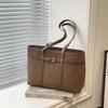 Fashion bag women's new large-capacity tote bag casual retro fashion commuter shoulder bag
