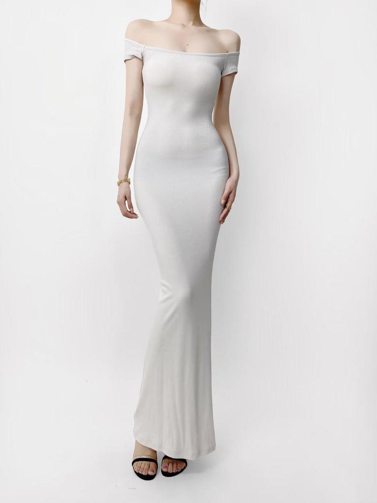 2026 Summer Sexy One-Shoulder Bodycon Dress: Hip-Hugging, Waist-Cinched, Solid Color Long Dress for Women