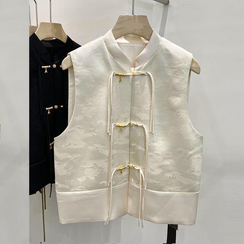 Outside the 2025 spring new stand-up collar buckle sleeveless retro jacquard vest