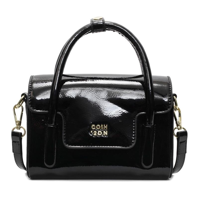 

Fashion handbag simple and popular retro oil wax leather small square bag versatile casual solid color niche design messenger bag чёрный