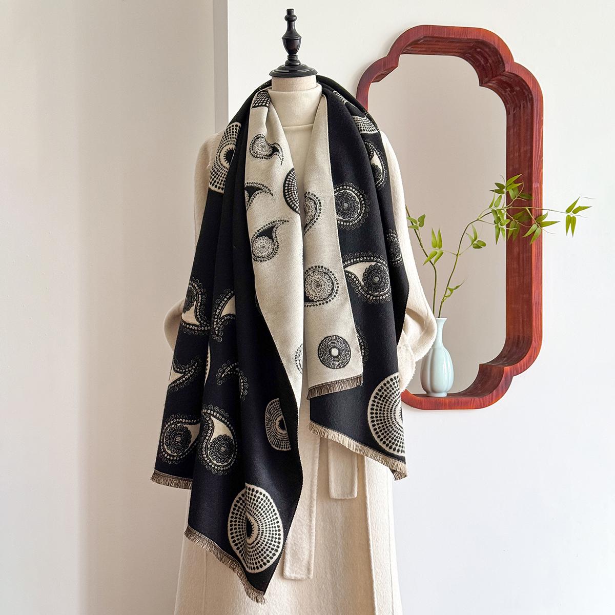 

Latest Design Winter Two-Sided Jacquard Cashmere Scarves High Quality Women Thicken Wrap Shawl Ladies Wool Pashmina Scarf