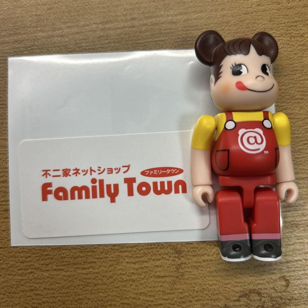 [USED] Peko-chan Bearbrick 100%