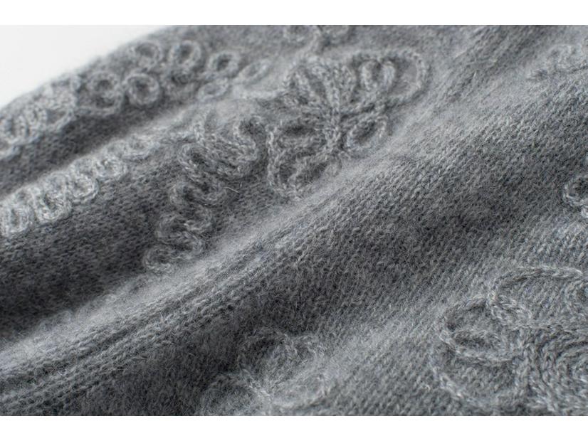 100% Pure Cashmere Hand-Crocheted Versatile Crew Neck Sweater