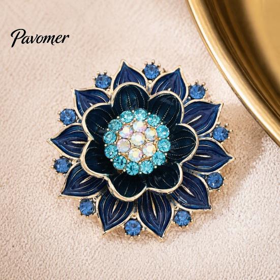 Rhinestone Lapel Pin Retro Flower Brooch Pin, Floral with Decorative Shirt Rhinestone, Metal Clothing Jewelry Accessory for Women Girls Elegant