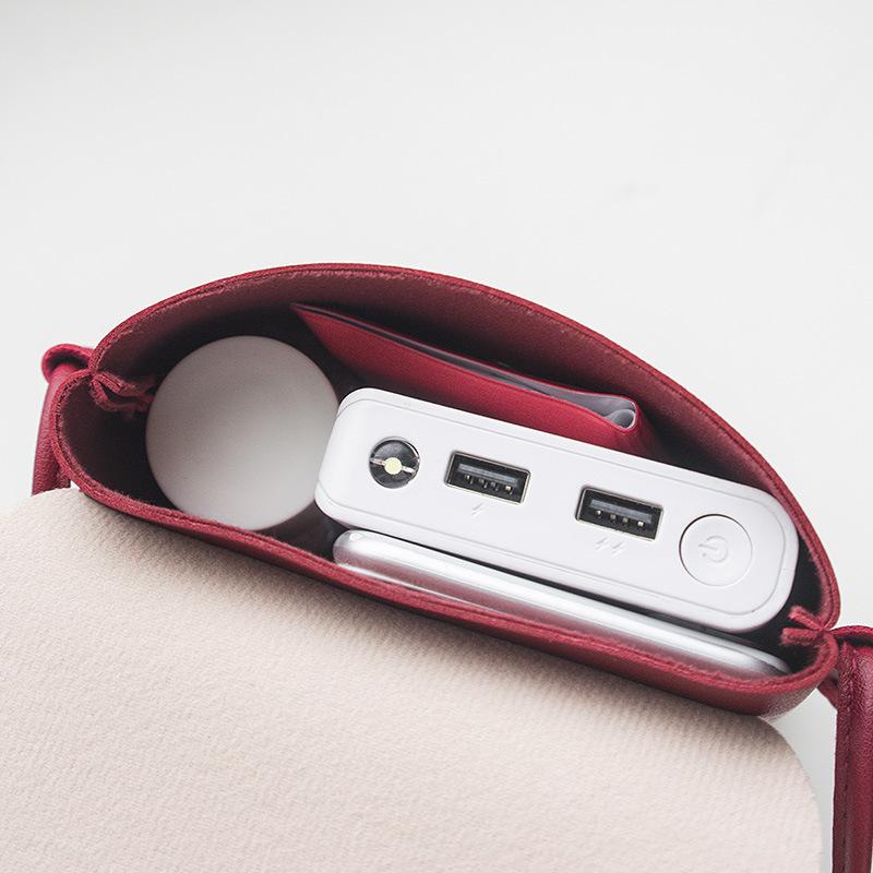 Guangzhou Change Bag Women's Nappa Pattern Color Scheme Bag Cover Type Hanging Deer Shoulder Bag Spring and Summer New Mobile Phone Bag