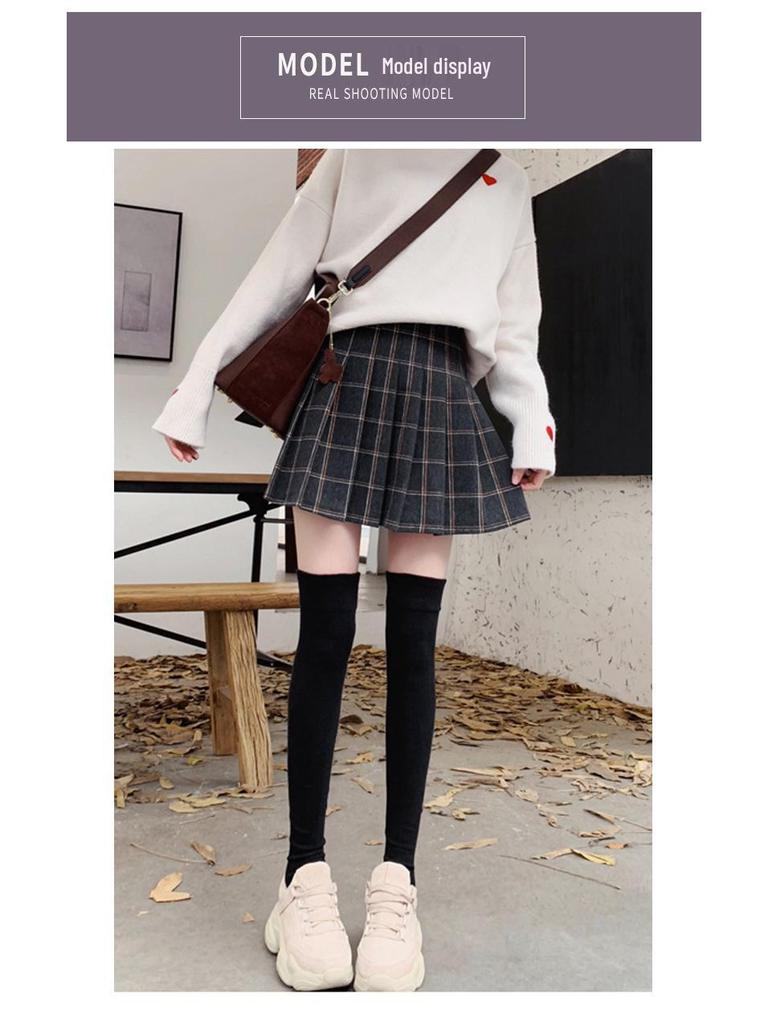 2025 A/W British Plaid High-Waisted Woolen Pleated Skirt