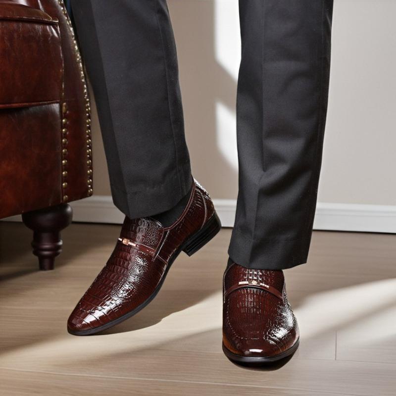 Retro Herren Lederschuhe Britischer Stil Business Abschlussball Party Formelle Schuhe für Herren Quadratischer Absatz Flache Freizeitschuhe Zapatos Hombre Übergröße