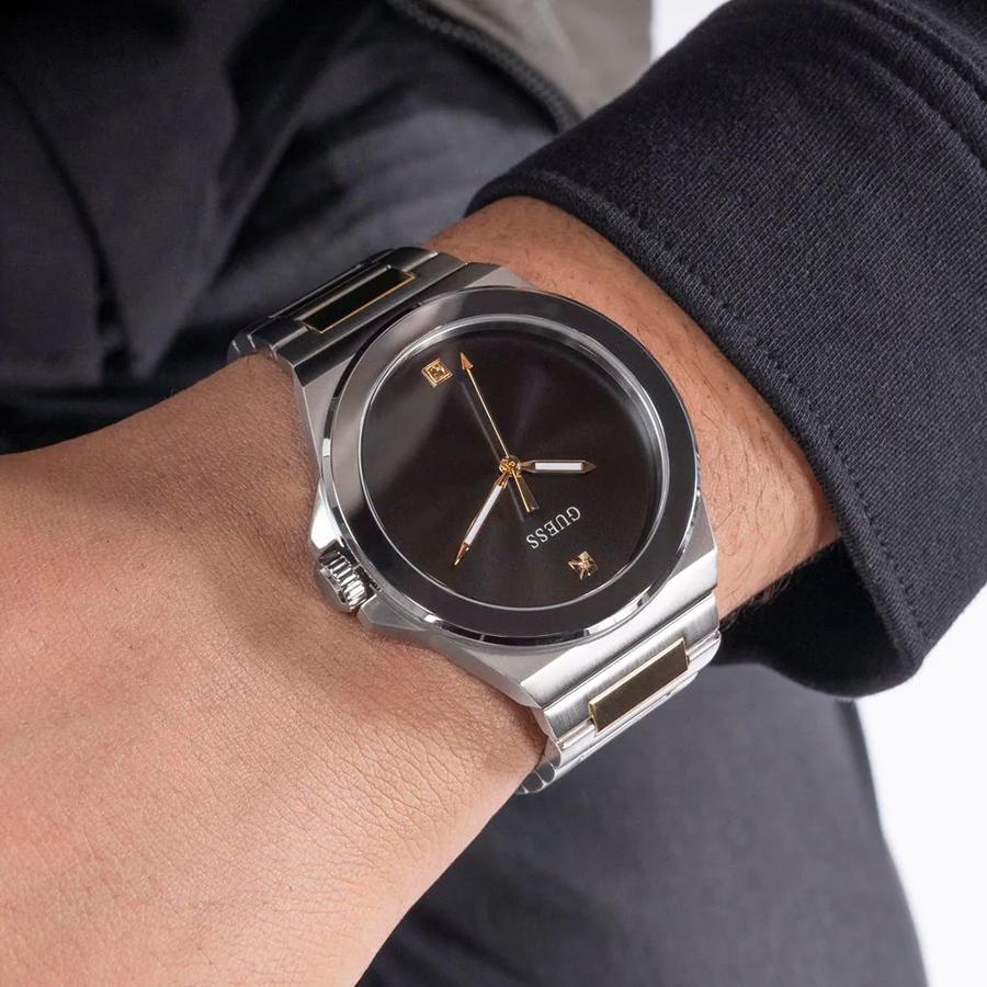 Guess Herren-Quarzuhr mit zweifarbigem Edelstahlarmband - GW0833G3