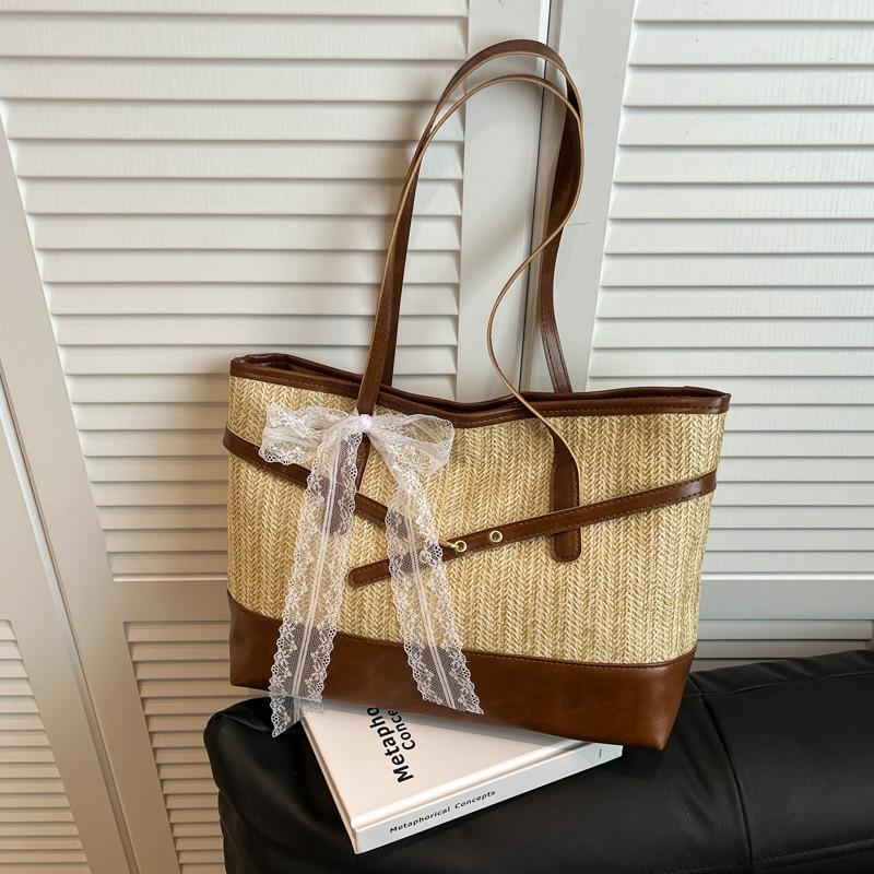 

Commuter large-capacity straw bag 2025 new high-end fashion woven versatile single shoulder niche tote bag коричневый