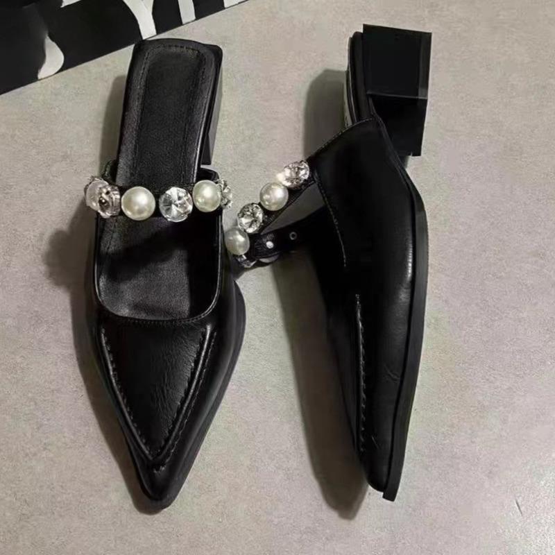 Fashion Summer New Baotou Cool Mopping Fashion Pointed Toe Shallow Mouth Pearl One-line Strap Versatile Simple Square Heel Half Slippers