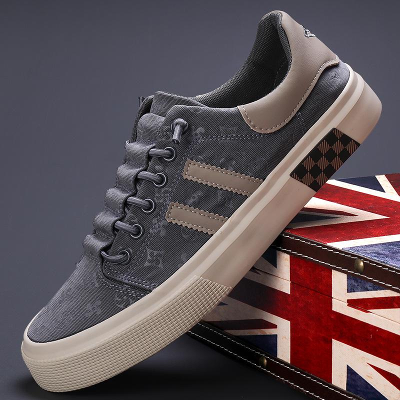 Spring New Mens Shoes Trendy and Versatile Casual Mens Canvas Shoes Breathable Flat Bottom Low Top Lace-up Shoes