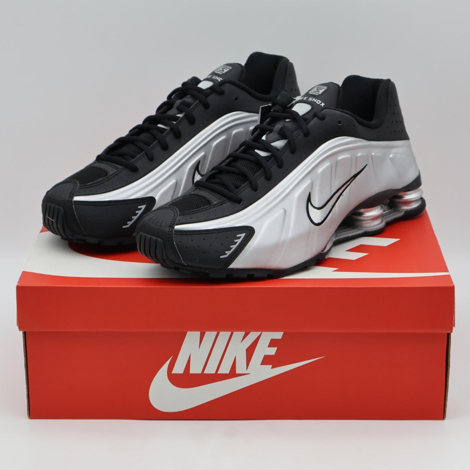 HQ1988-007 Nike Shox R4 Металлический Серебристый Черный (Мужской) 7