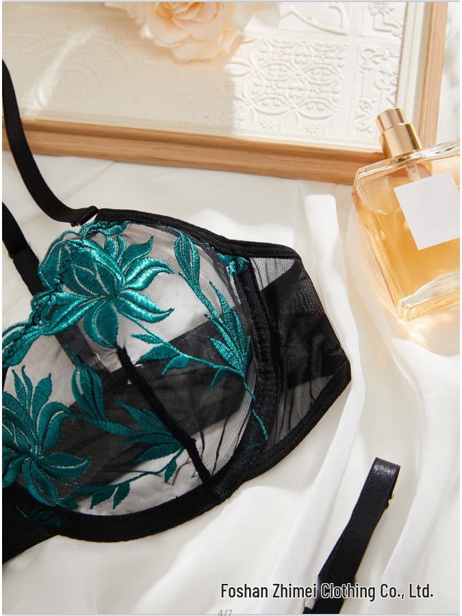 Výšivka Květinový Průhledný Set Spodního Prádla a Pyžama - Styl 20051