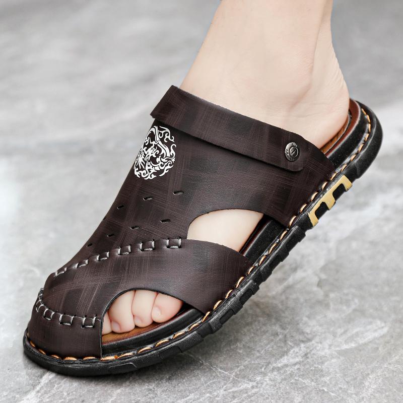 Fashion Rubber Slippers for Men Beach Hole Sandals Man Flat Casual Adult 2025 Fashion Comfortable Elegant Summer Sale Shoes