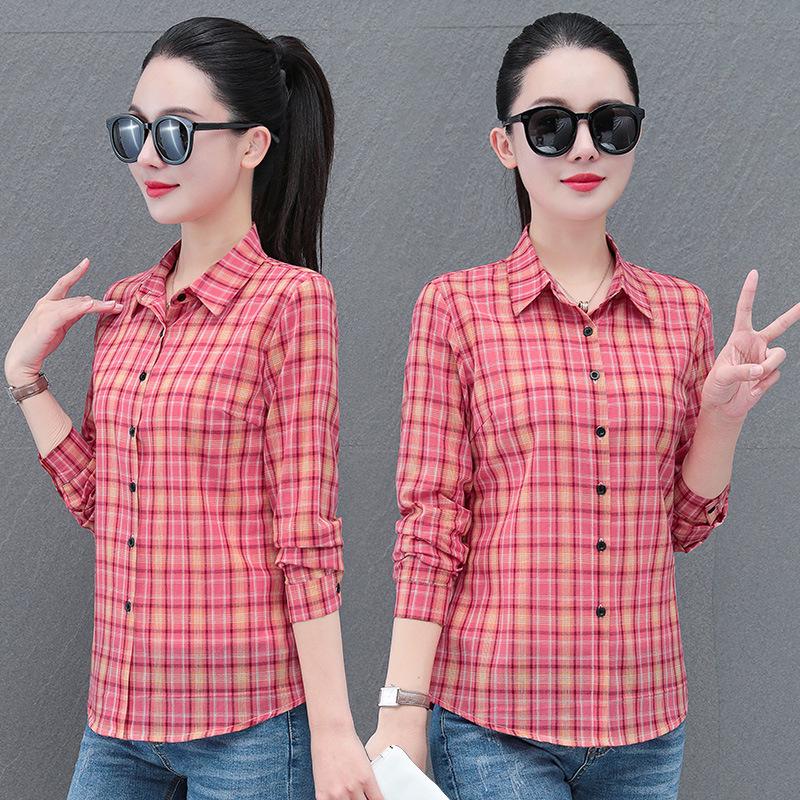 Cămașă Cardigan cu Mâneci Lungi pentru Femei din Bumbac Pur în Carouri – Modă Elegantă de Primăvară și Toamnă pentru Femei de Vârstă Mijlocie (2025).