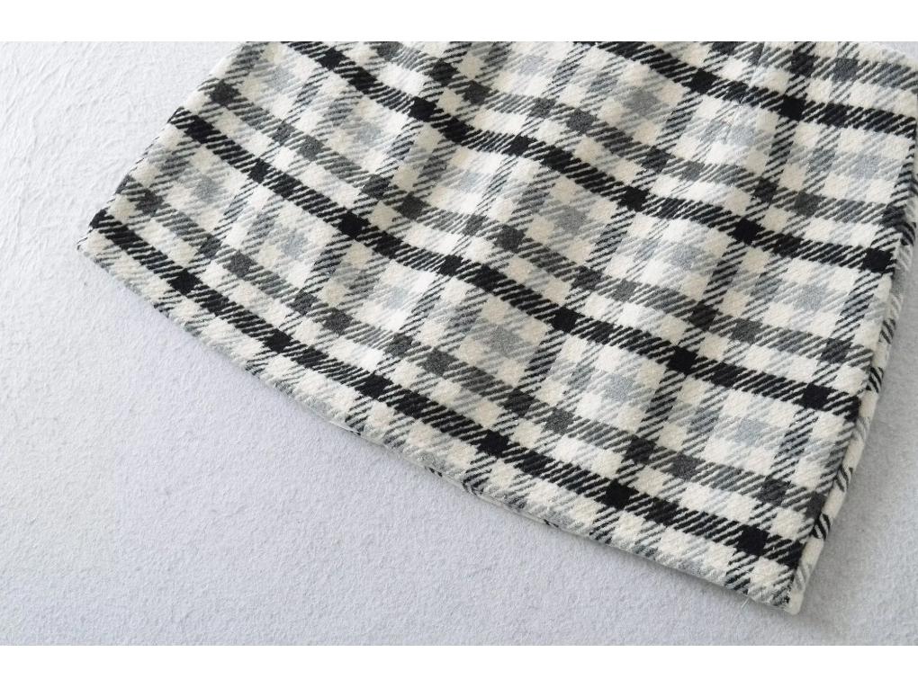 College-Style Low-Waist Plaid A-Line Mini Skirt for Women - Autumn/Winter, High-End, Slimming, Hip-Hugging, with Bow