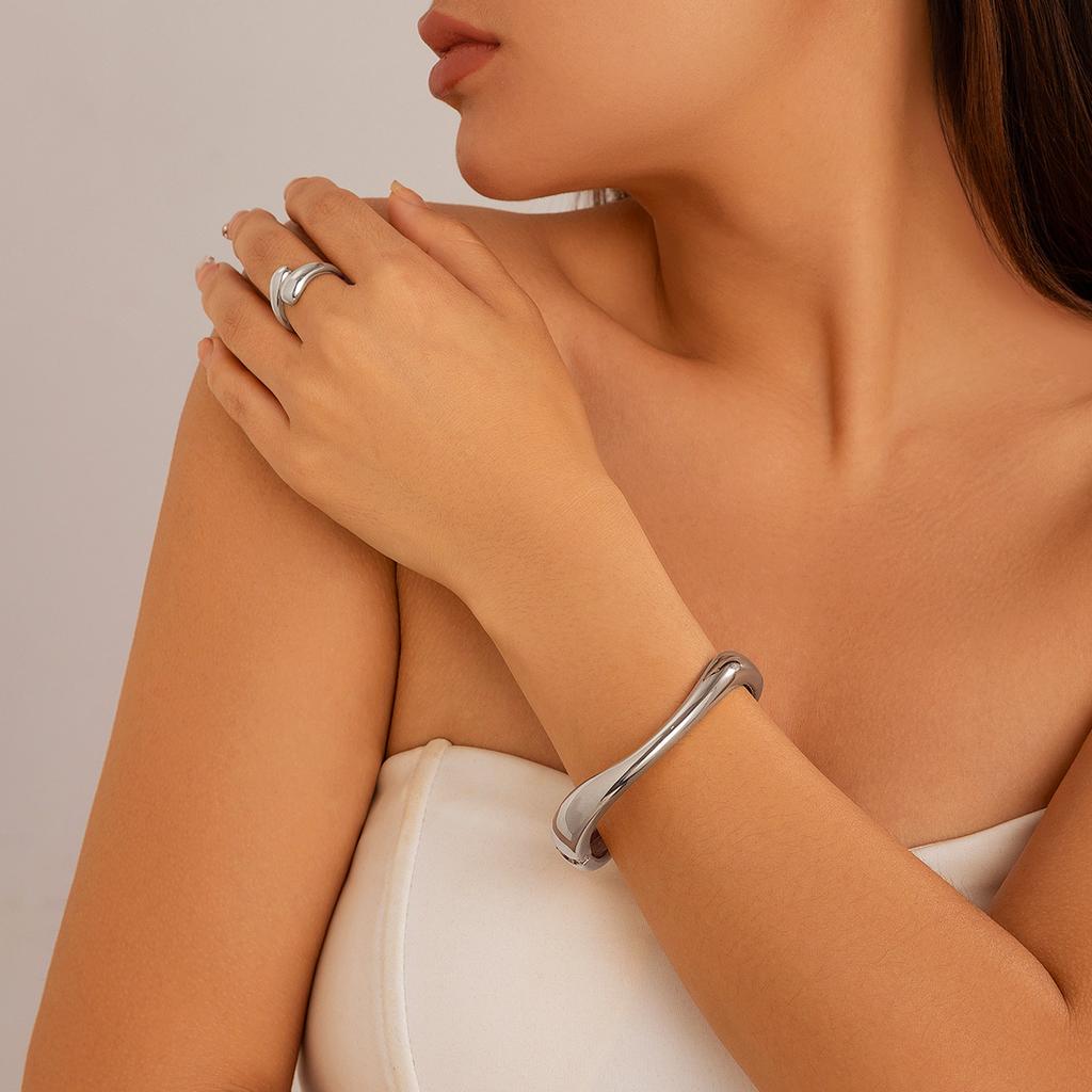 DIEZI Punk Vintage Hip Hop Irregular Cuff Bangles Fashion Gold Silver Color Metal Bangle For Women Men Gift Pulseras Bracelets