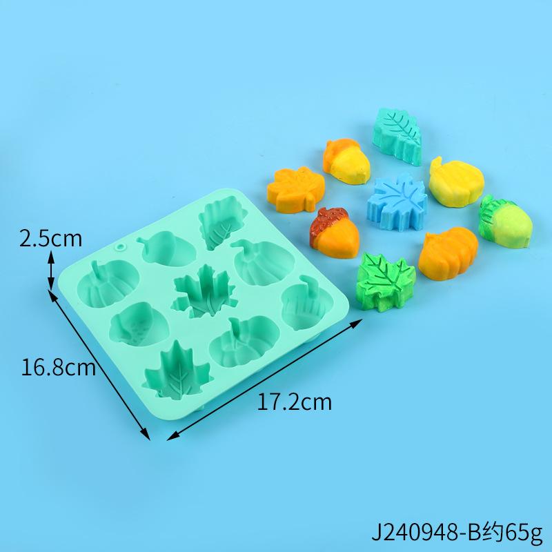 Chocolate Mold Kitchen DIY Baking Tools Cake Decoration Pumpkin Flower Leaf Ghost Jelly Mould Creative Ice Lattice Silicone Mold