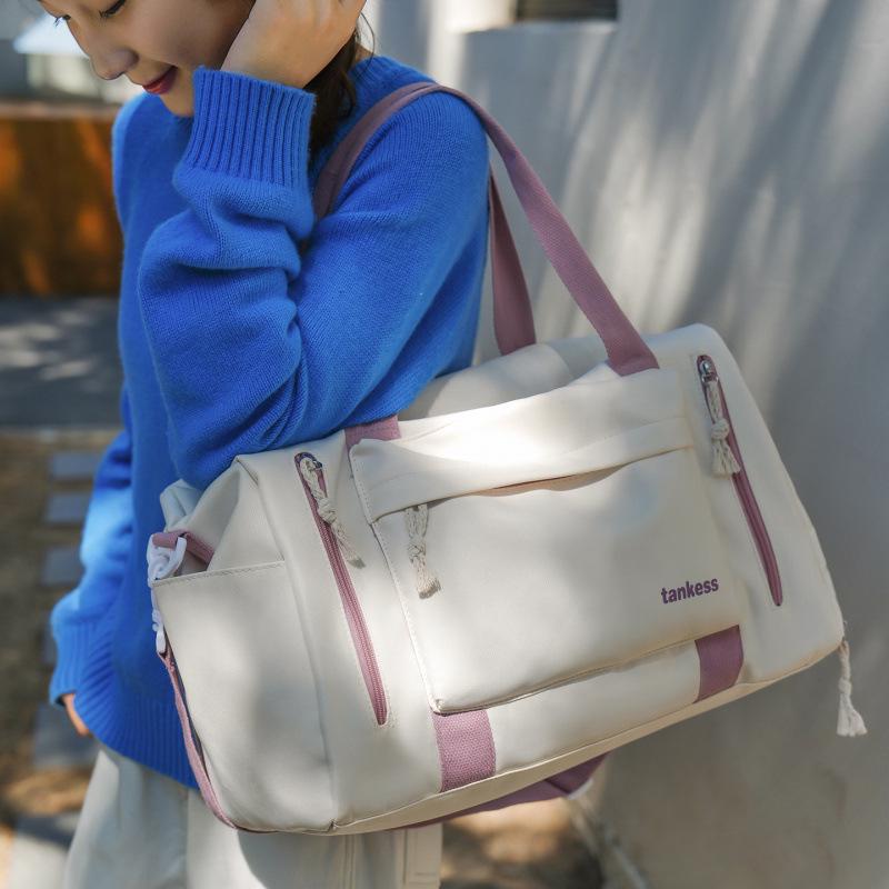 Unisex Nass/Trocken Sport- & Reisetasche: Geräumig, Langlebig, Lässiges Design für Kurztrips, Yoga und Gepäckbedarf