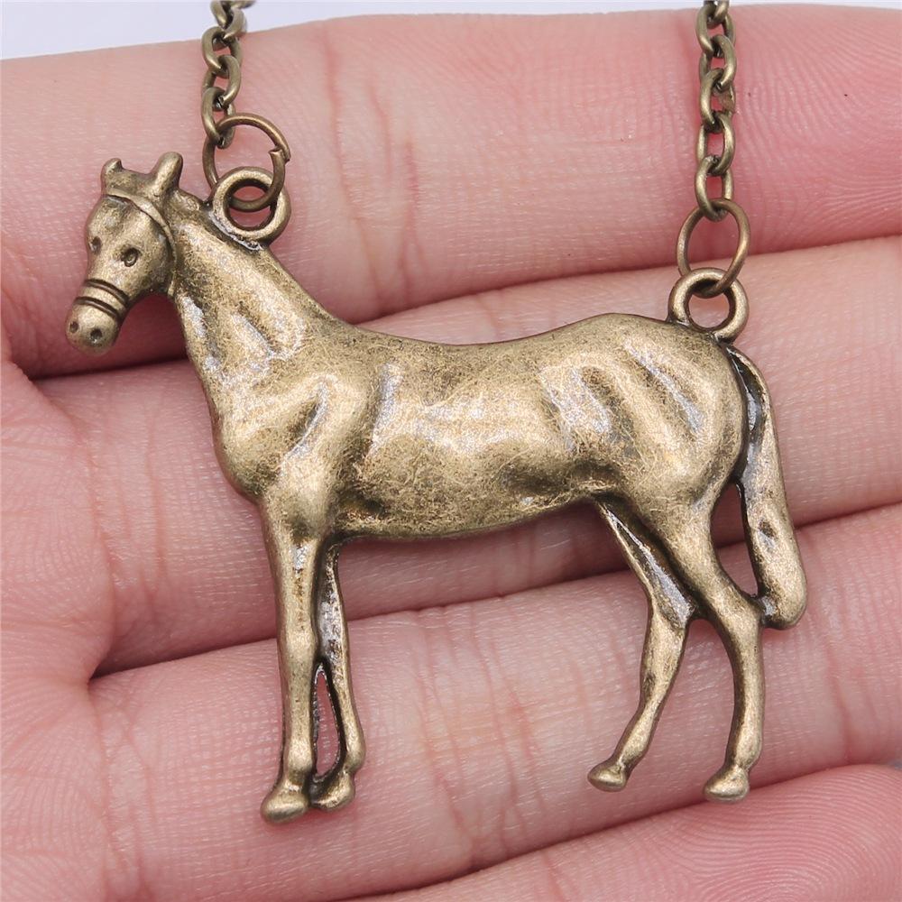 Fashion Vintage 2 Colors 41x41mm Steed Horse Pendant Necklace For Women Men Long Chain Necklace Jewelry Accessories