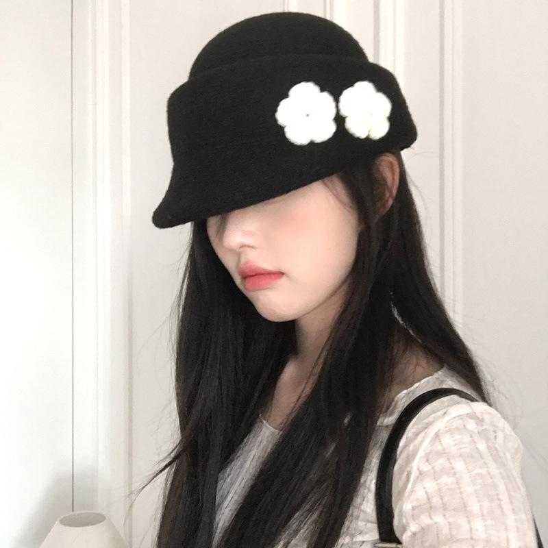 Korean Ins Flower Beret Children Autumn And Winter Niche Face Small Black Knitted Newsboy Top Hat