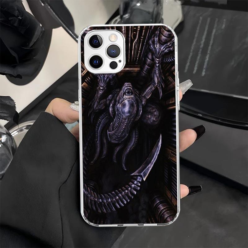 Alien Vs Predator Painted Phone Case for iPhone 13 12 Mini 11 Pro X XS Max XR 7 Plus 8 SE 6 6S 5 5S Soft Silicone Fundas Cover