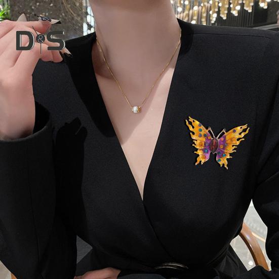 

Брошь из сплава, капающая маслом, блестящие стразы в форме бабочек, значок, свитер, шляпа, сумка, значок, модный аксессуар зелёный