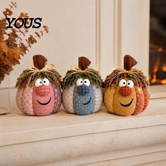 Vintage Fabric Ornaments for Window Display Whimsical Patchwork Pumpkin, Pumpkin Table Decor, Cute Smiling Face Decorative Pumpkins Fireplace