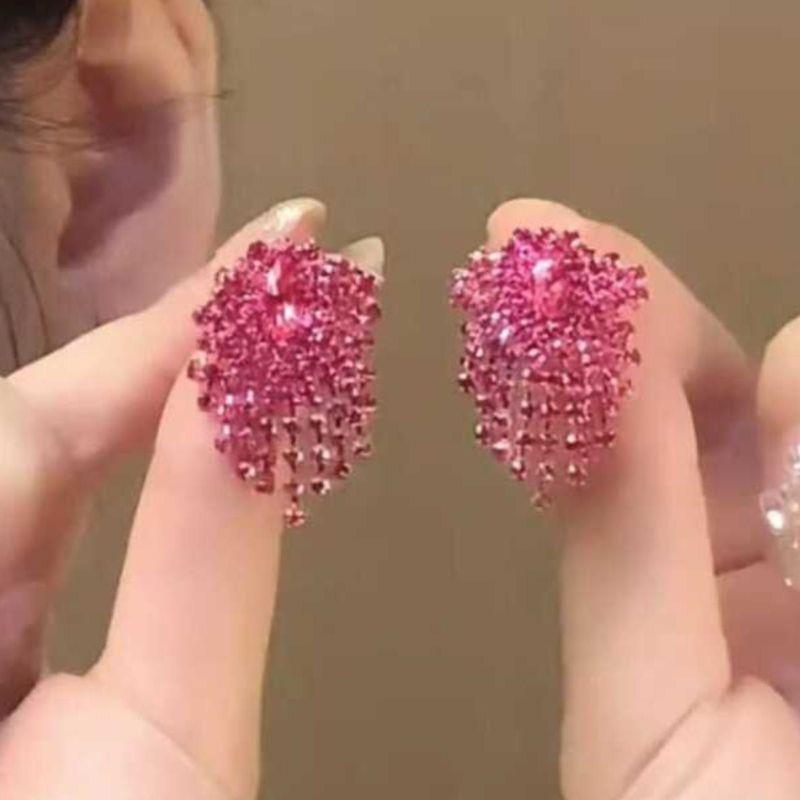 

Мода Мода Пурпурно-красные Блестящие Бриллиантовые Серьги-кисточки для Женщин Причудливые Легкие Роскошные Темпераментные Стразы Ювелирные Изделия для Ушей Fuchsia Crystal tassel exaggerated earrings