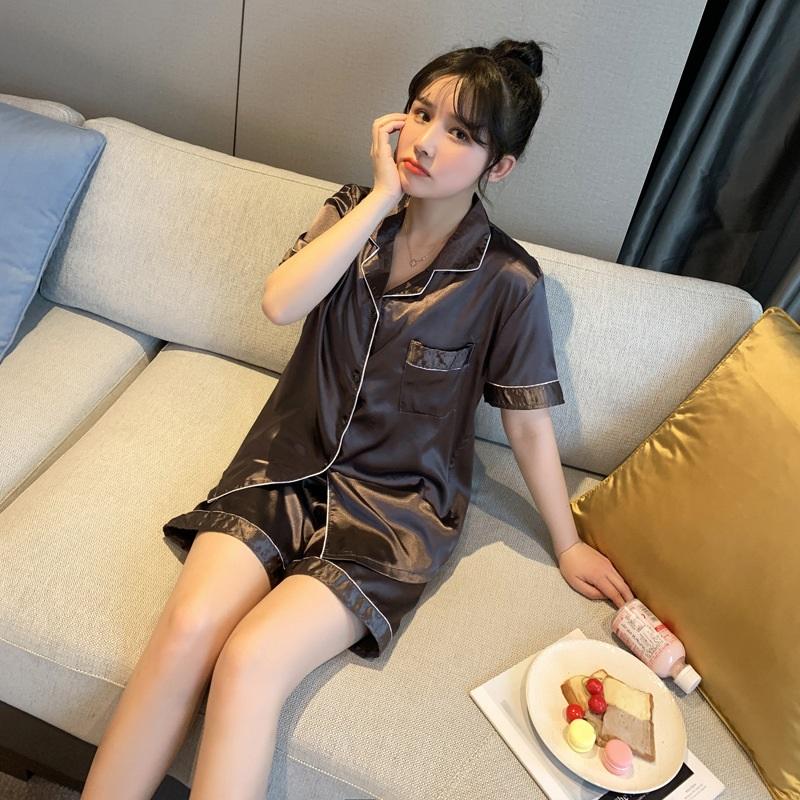 Women's Ice Silk Short Sleeved Shorts Pajama Set Imitation Silk Lapel Cardigan Home Clothes Lightweight And Breathable Two-piece Set